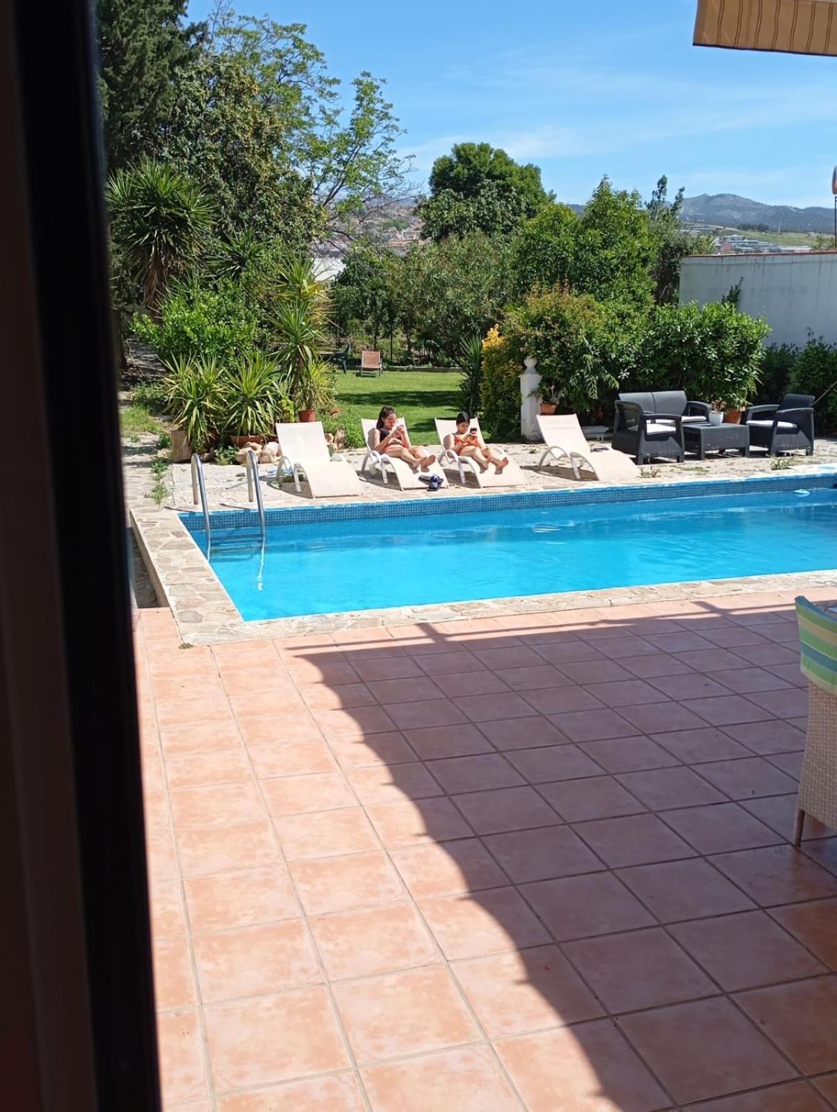 VILLA HUETOR , Magnifico chalet con parcela privada Huétor Vega Esterno foto